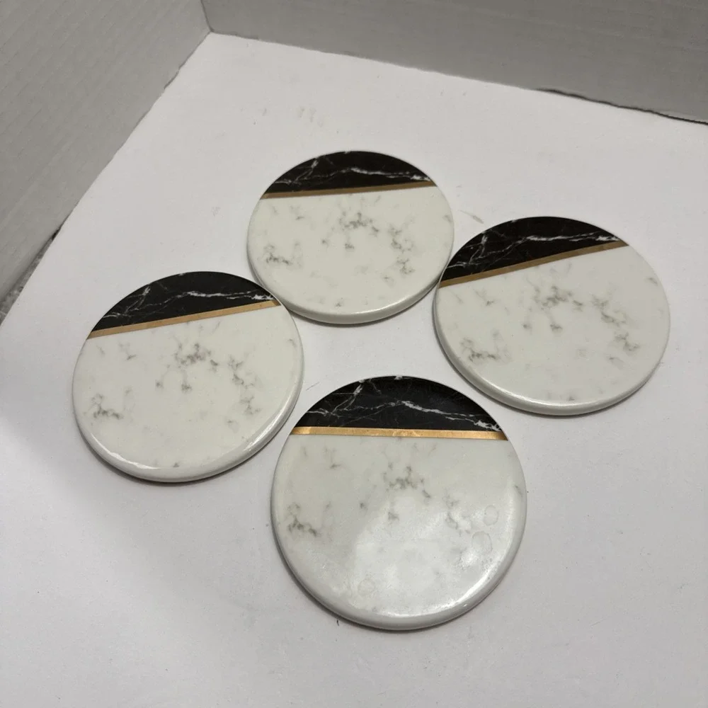 Chic & Tonic - Set Of 4 Coaster‎ - Marble Theme With Gold Accent